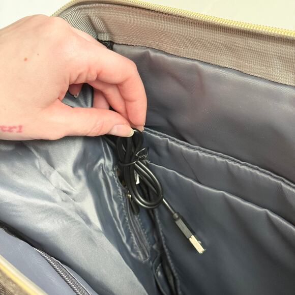 Lovevook Gray Quilted Laptop Backpack With USB Port - Picture 7 of 9